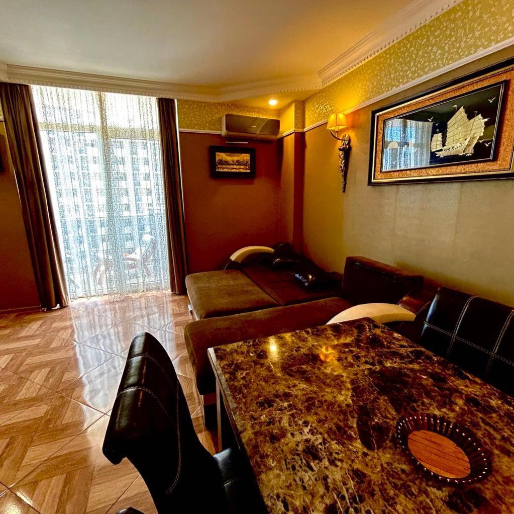 Apartment Orbi Sea Tower David Батуми Экстерьер фото
