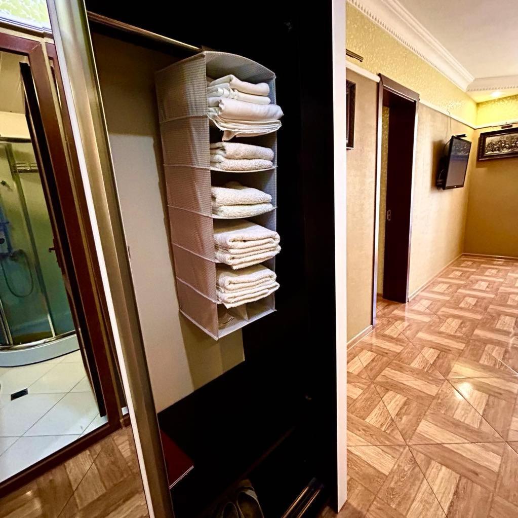 Apartment Orbi Sea Tower David Батуми Экстерьер фото